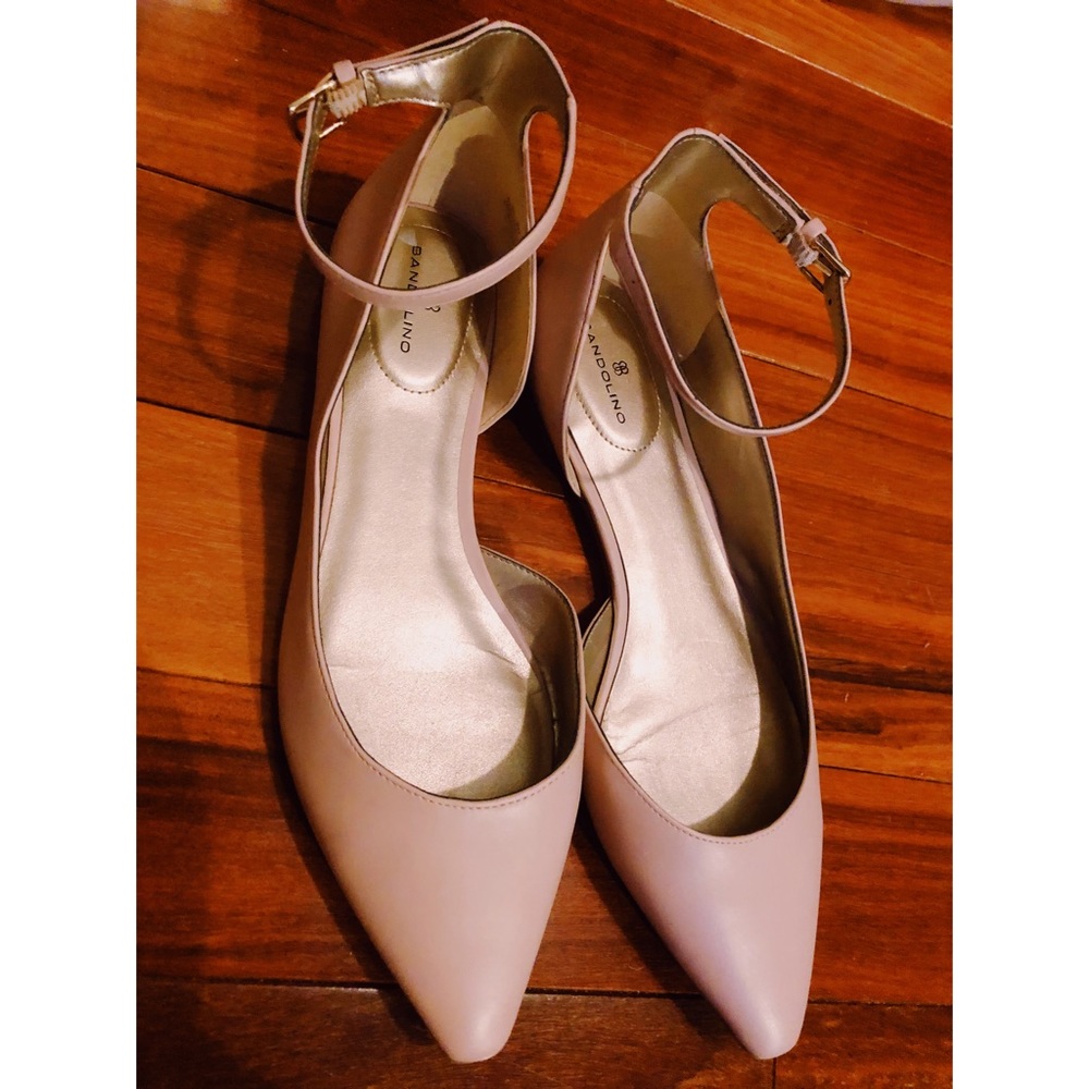 Bandolino Flats